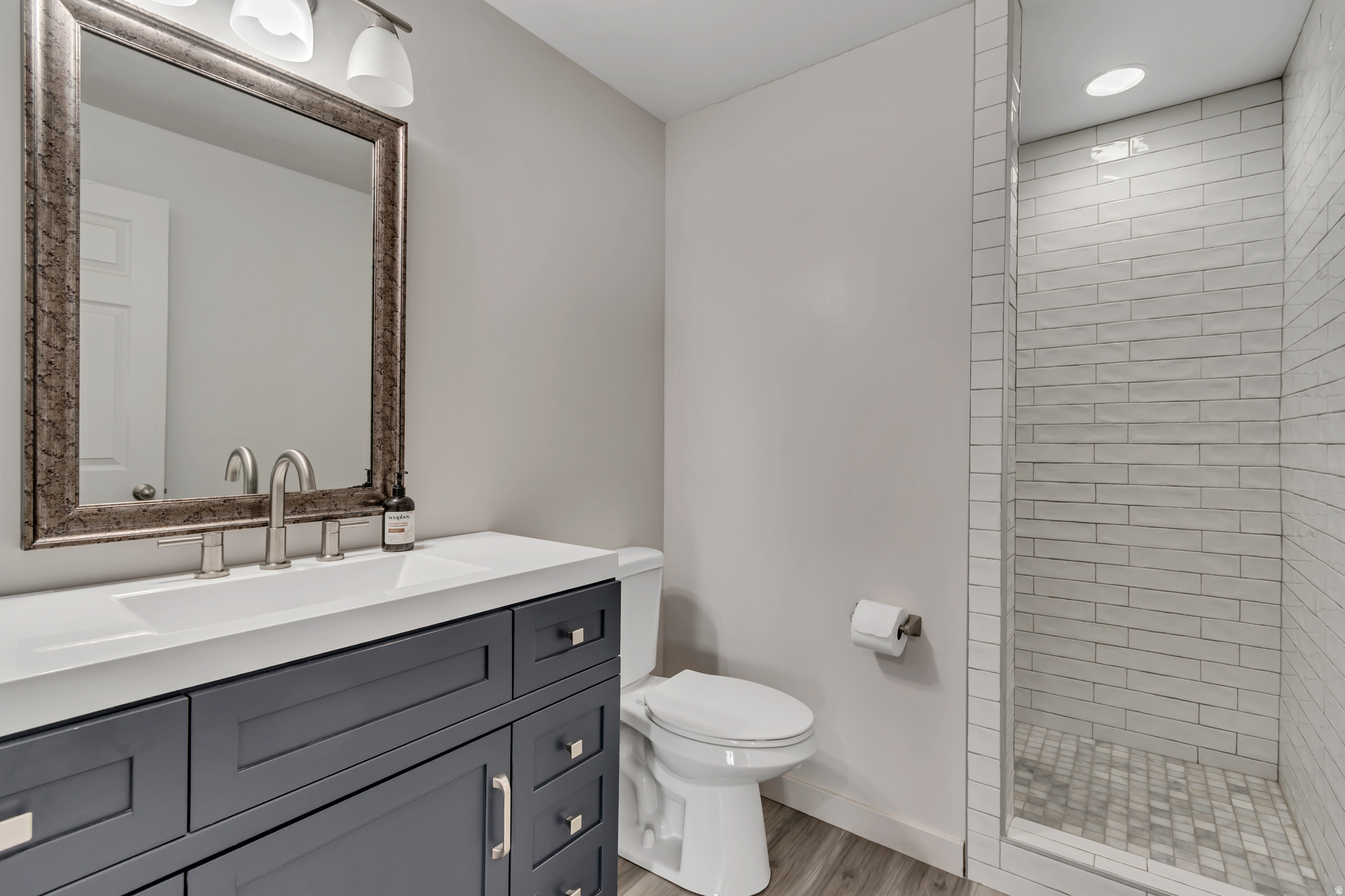 VALLEY POINT - Residential