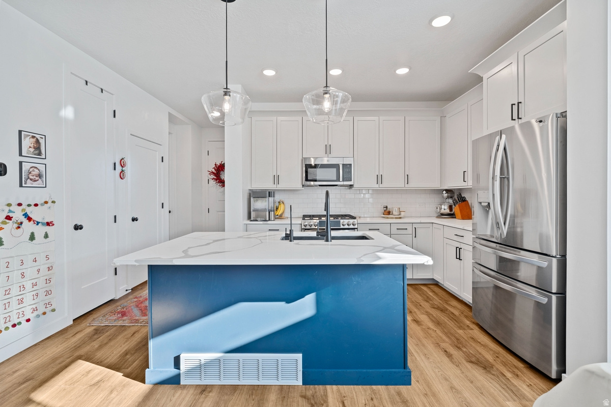 RIDGEVIEW - Residential