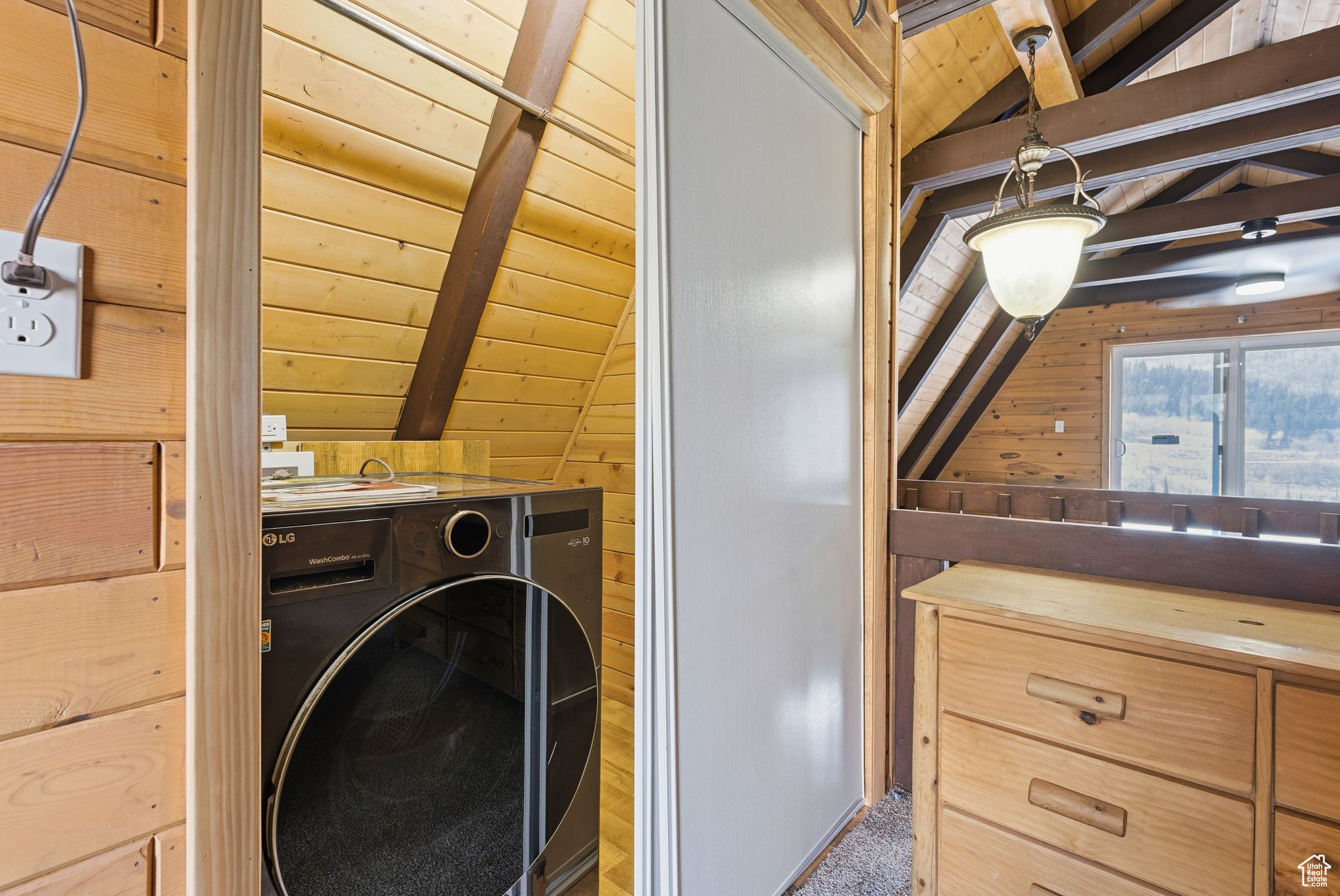 TIMBER LAKES ESTATE - Residential