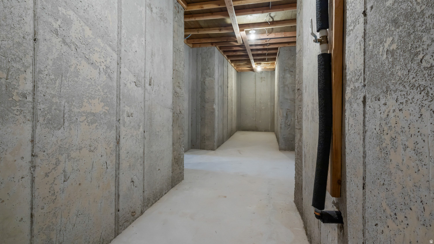 CHERRY WOOD - Residential