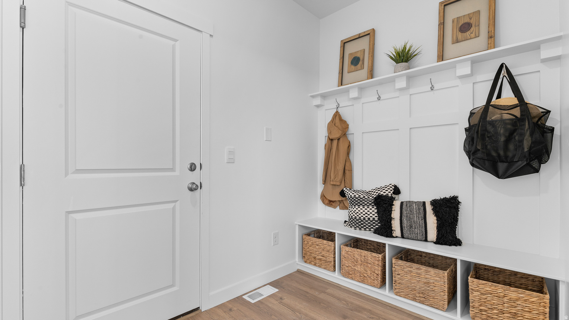 CHERRY WOOD - Residential