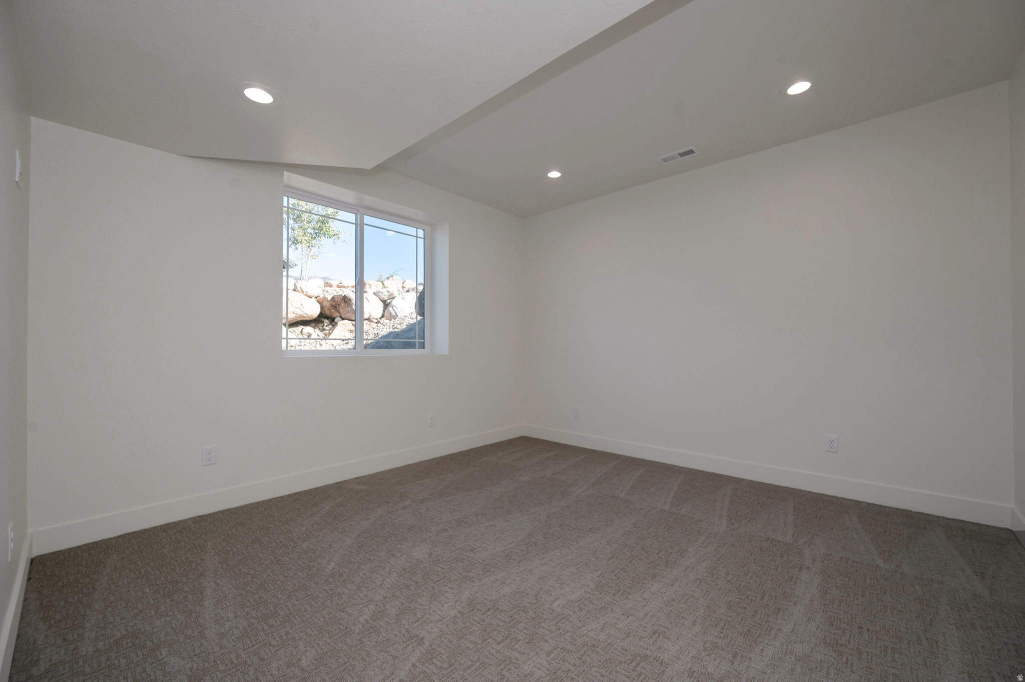 EAGLE RIDGE - Residential