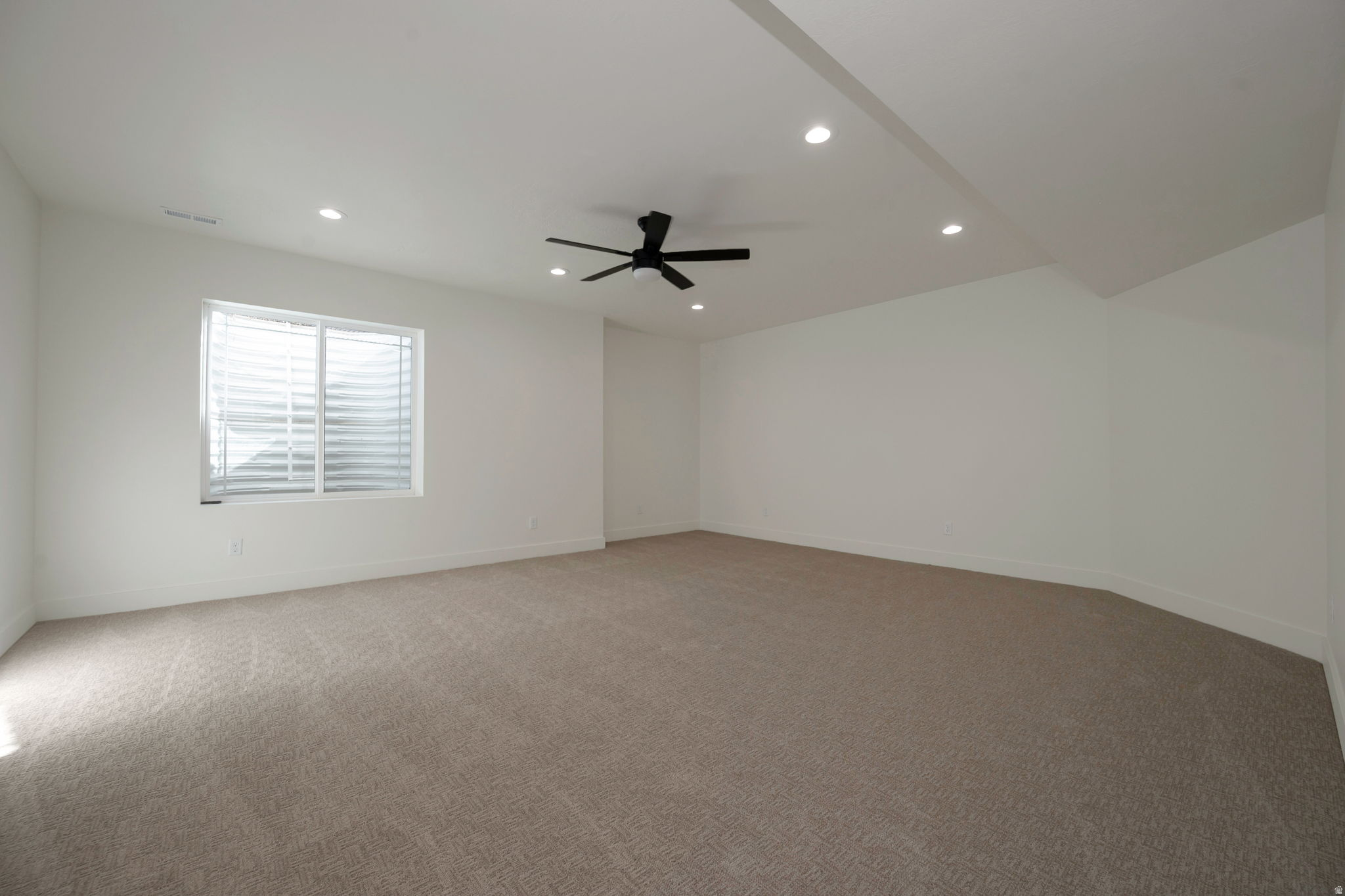 EAGLE RIDGE - Residential