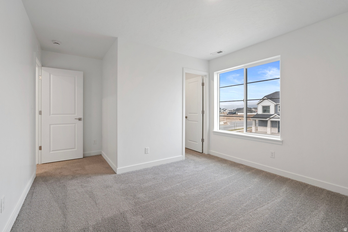 PONY EXPRESS ESTATES - Residential