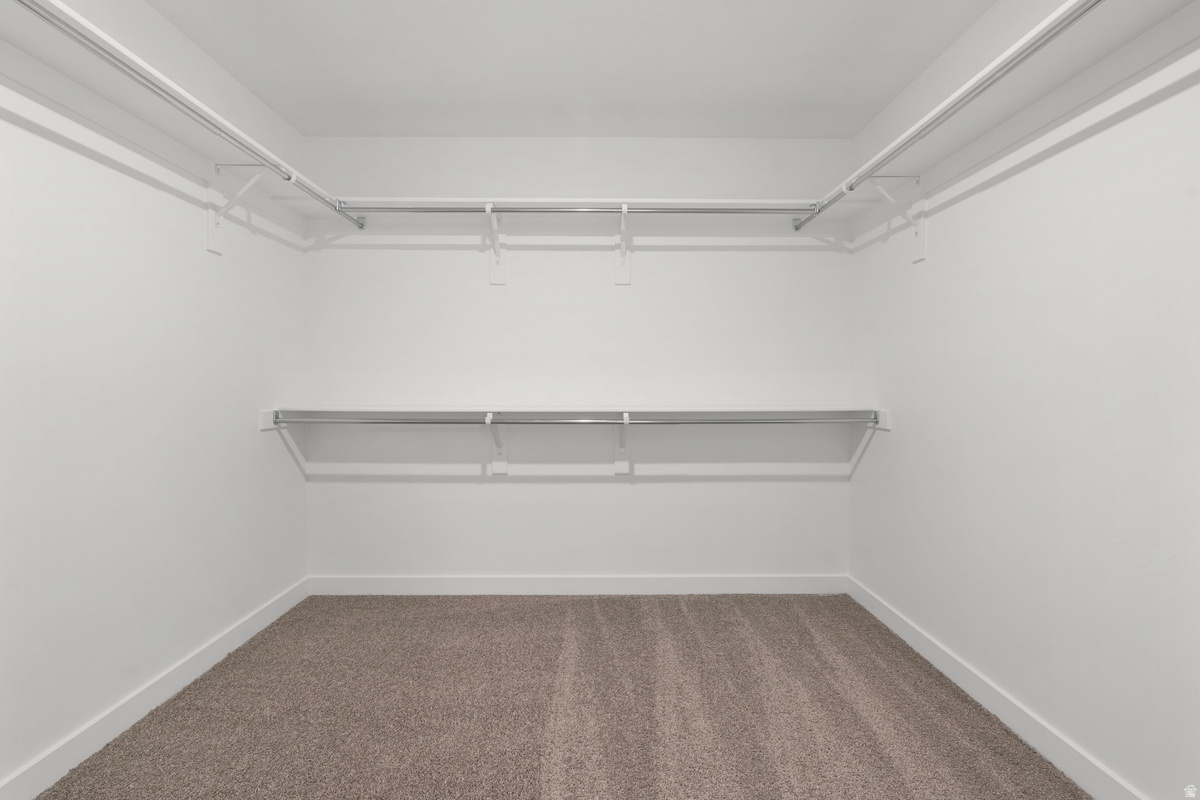 PONY EXPRESS ESTATES - Residential