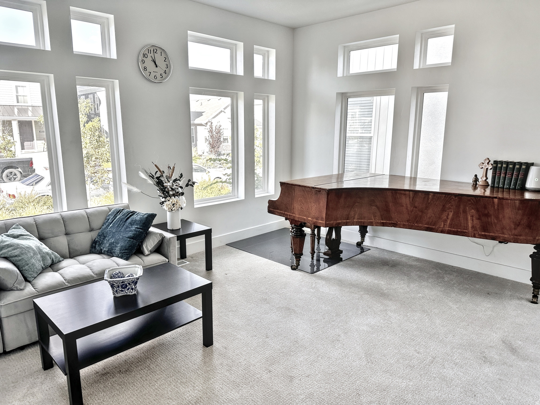 DAYBREAK - Residential