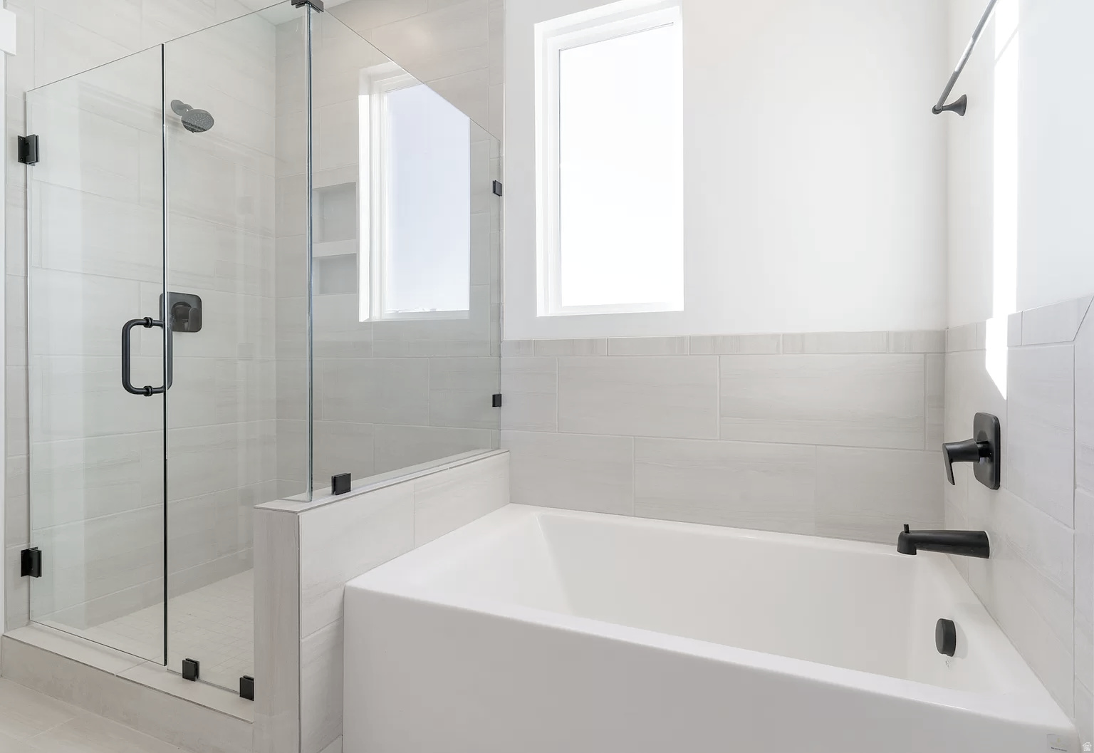 DAYBREAK - Residential