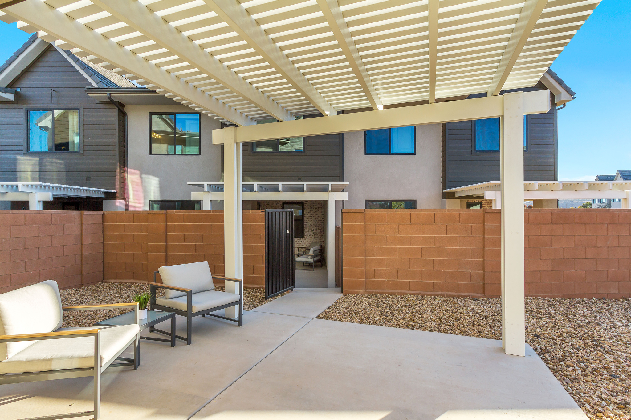 HERITAGE POINTE - Residential