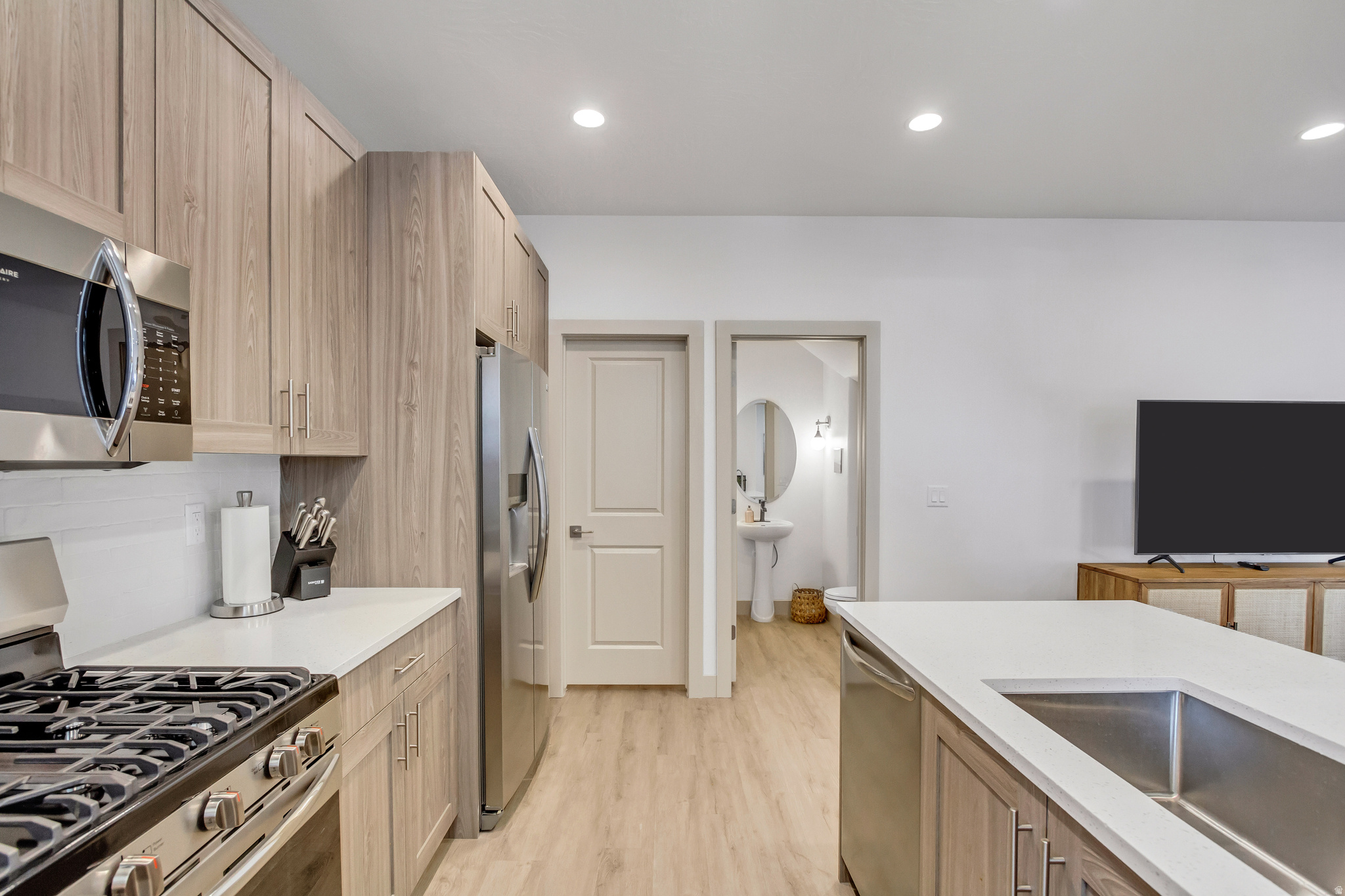 HERITAGE POINTE - Residential