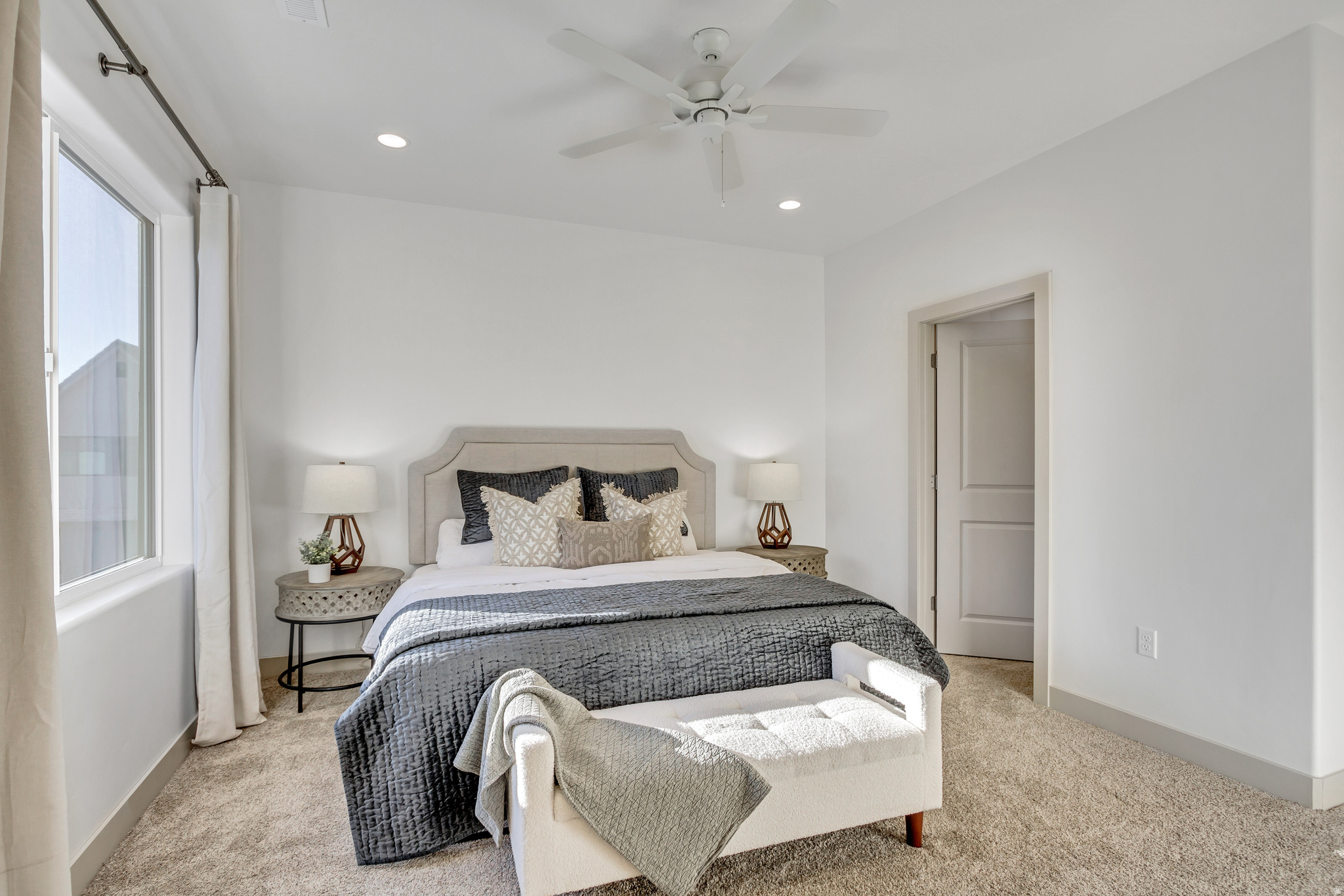 HERITAGE POINTE - Residential