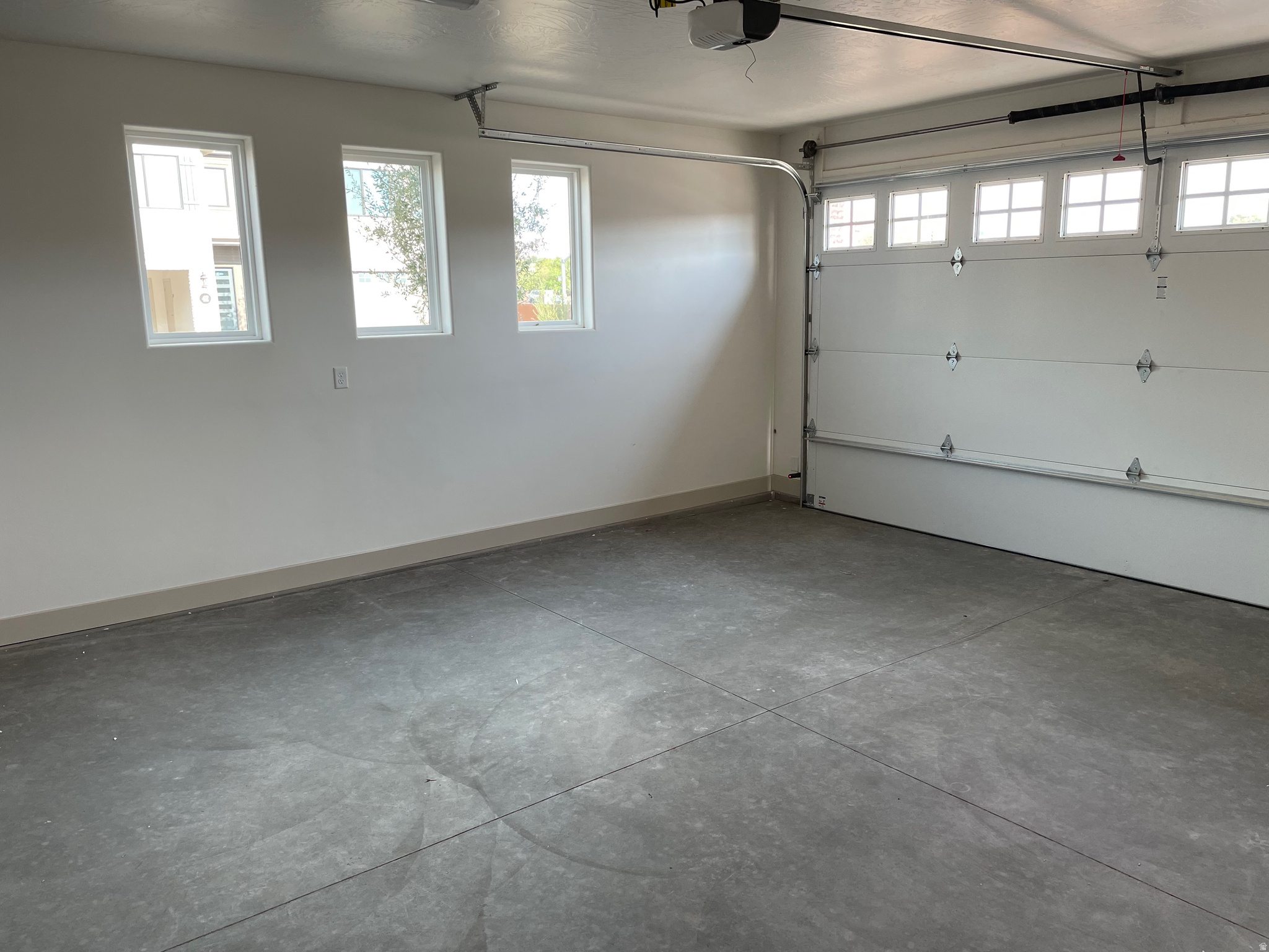 HERITAGE POINTE - Residential