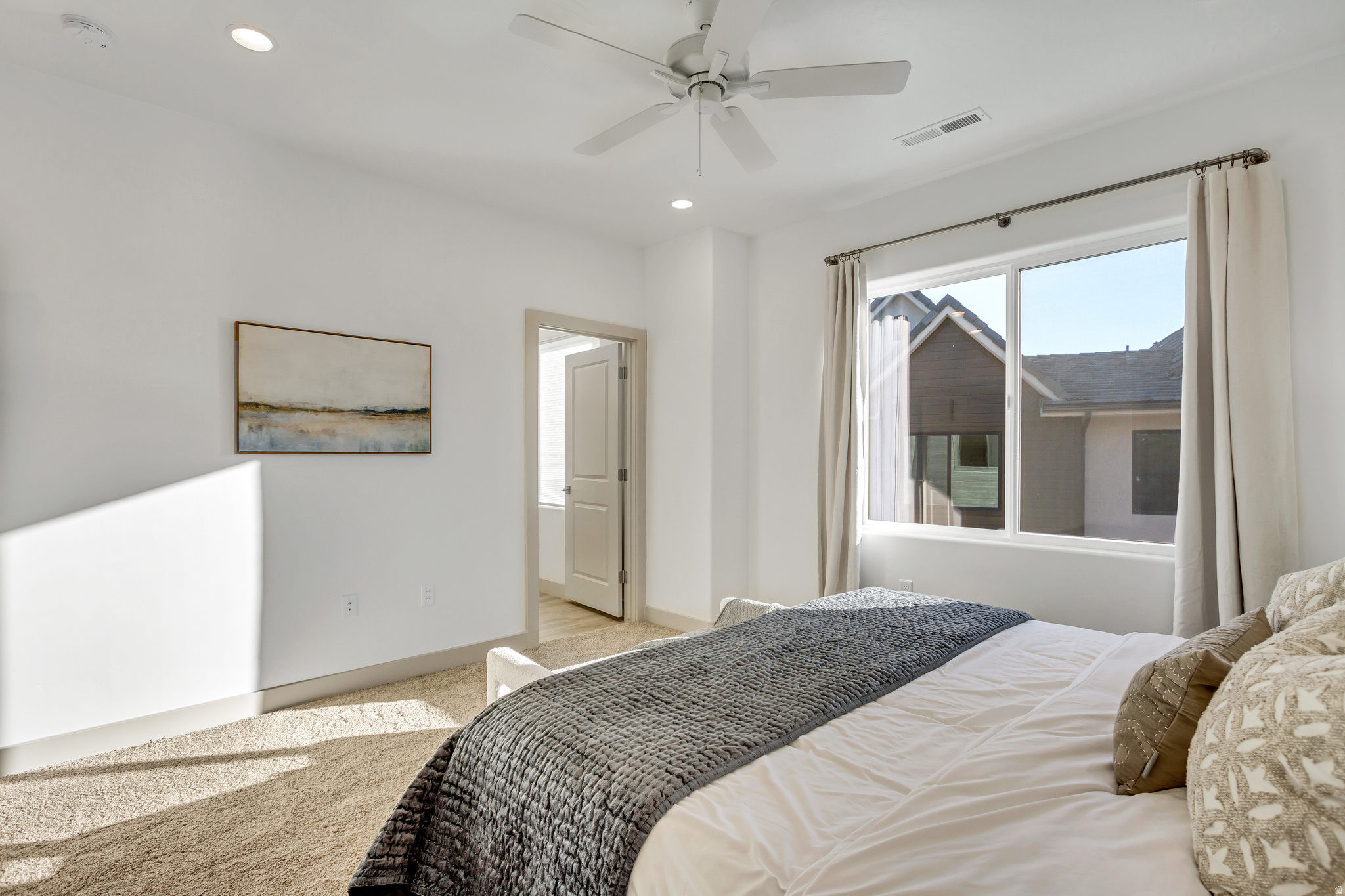 HERITAGE POINTE - Residential