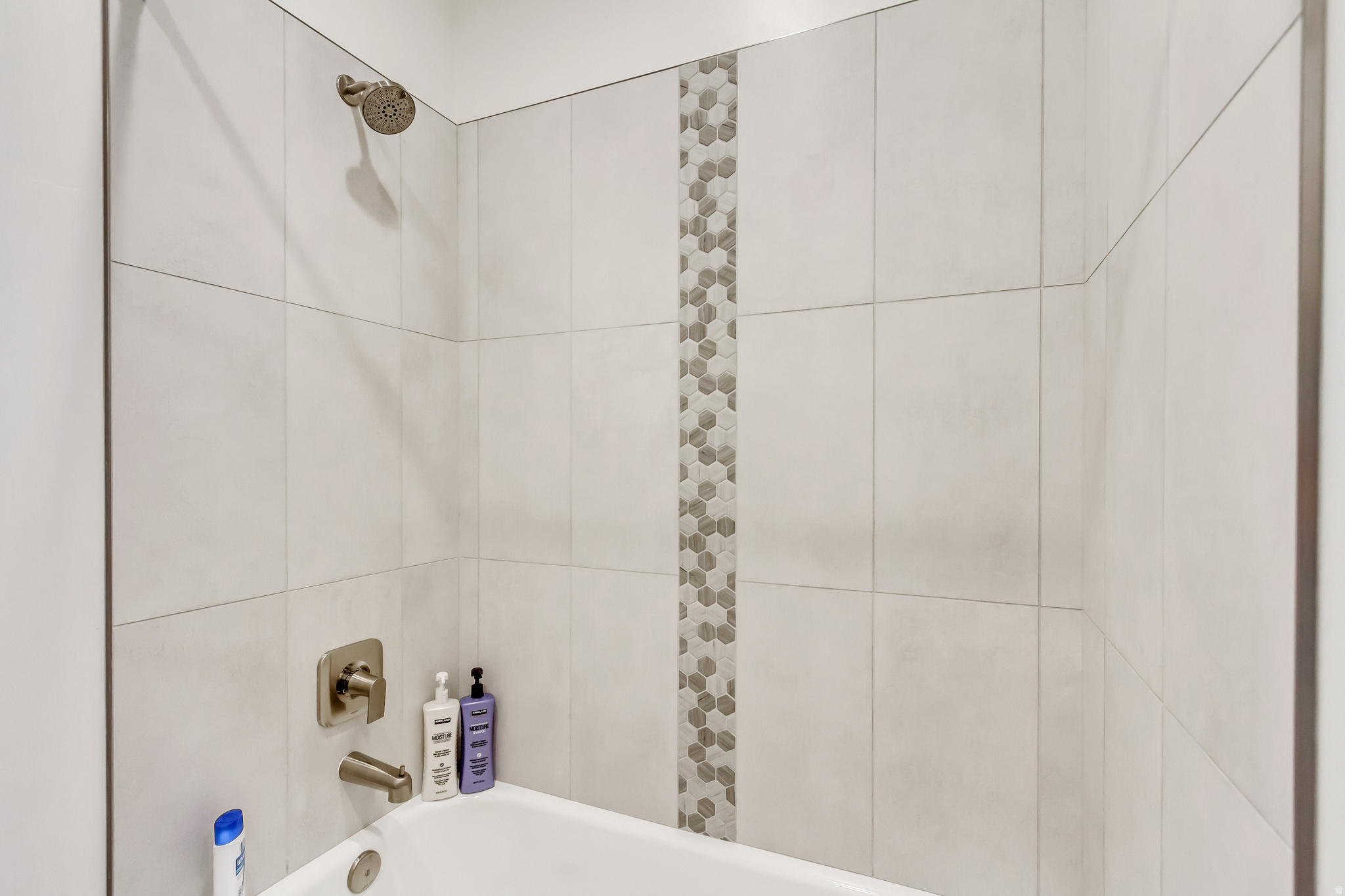 HERITAGE POINTE - Residential