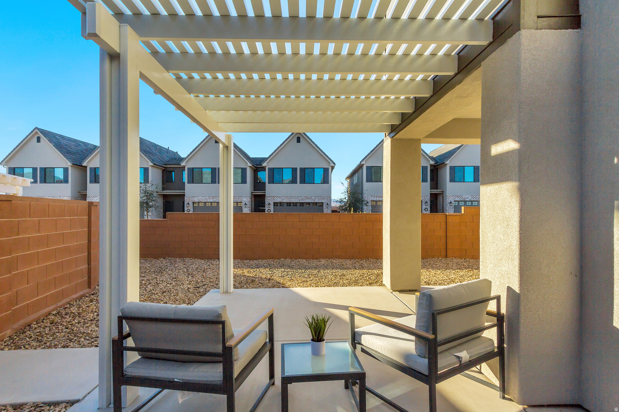 HERITAGE POINTE - Residential