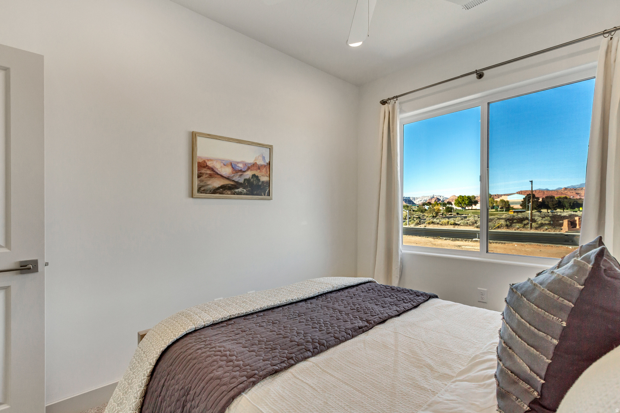 HERITAGE POINTE - Residential