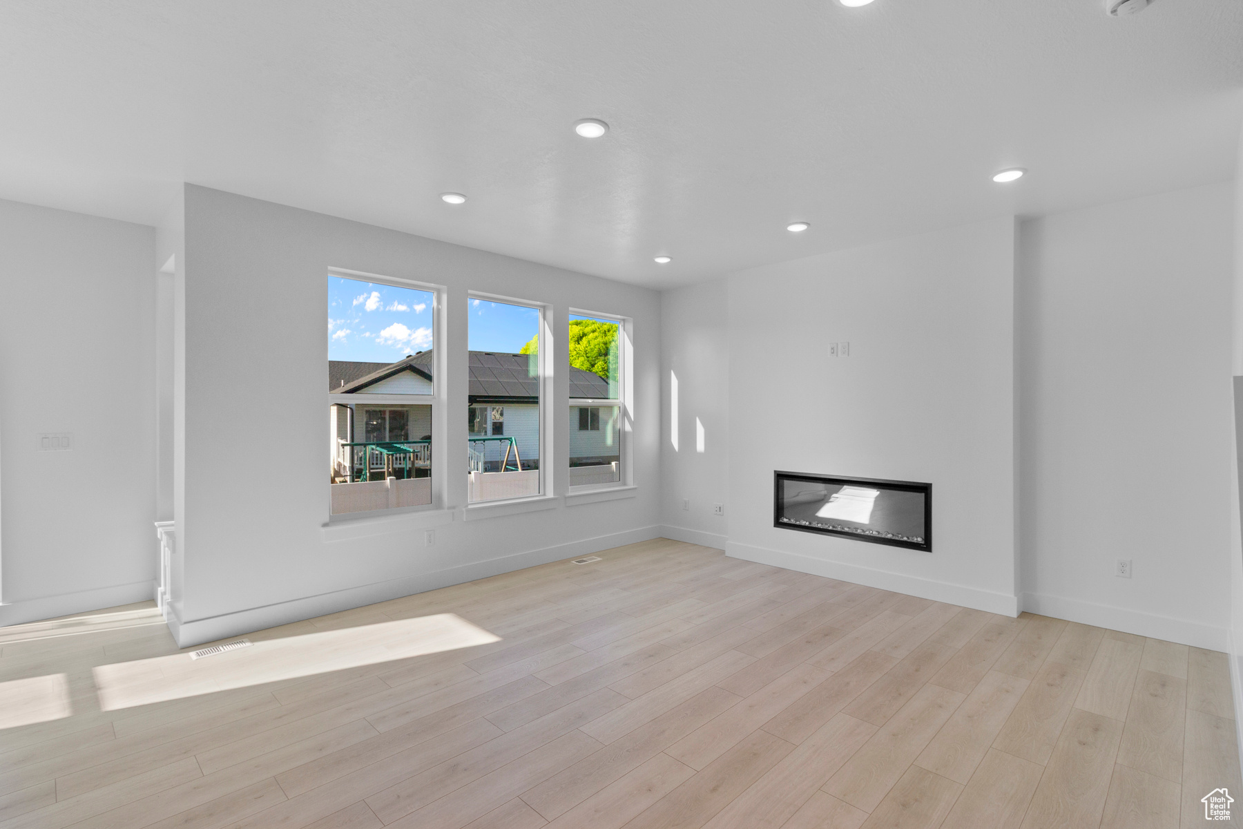 HART ESTATES - Residential