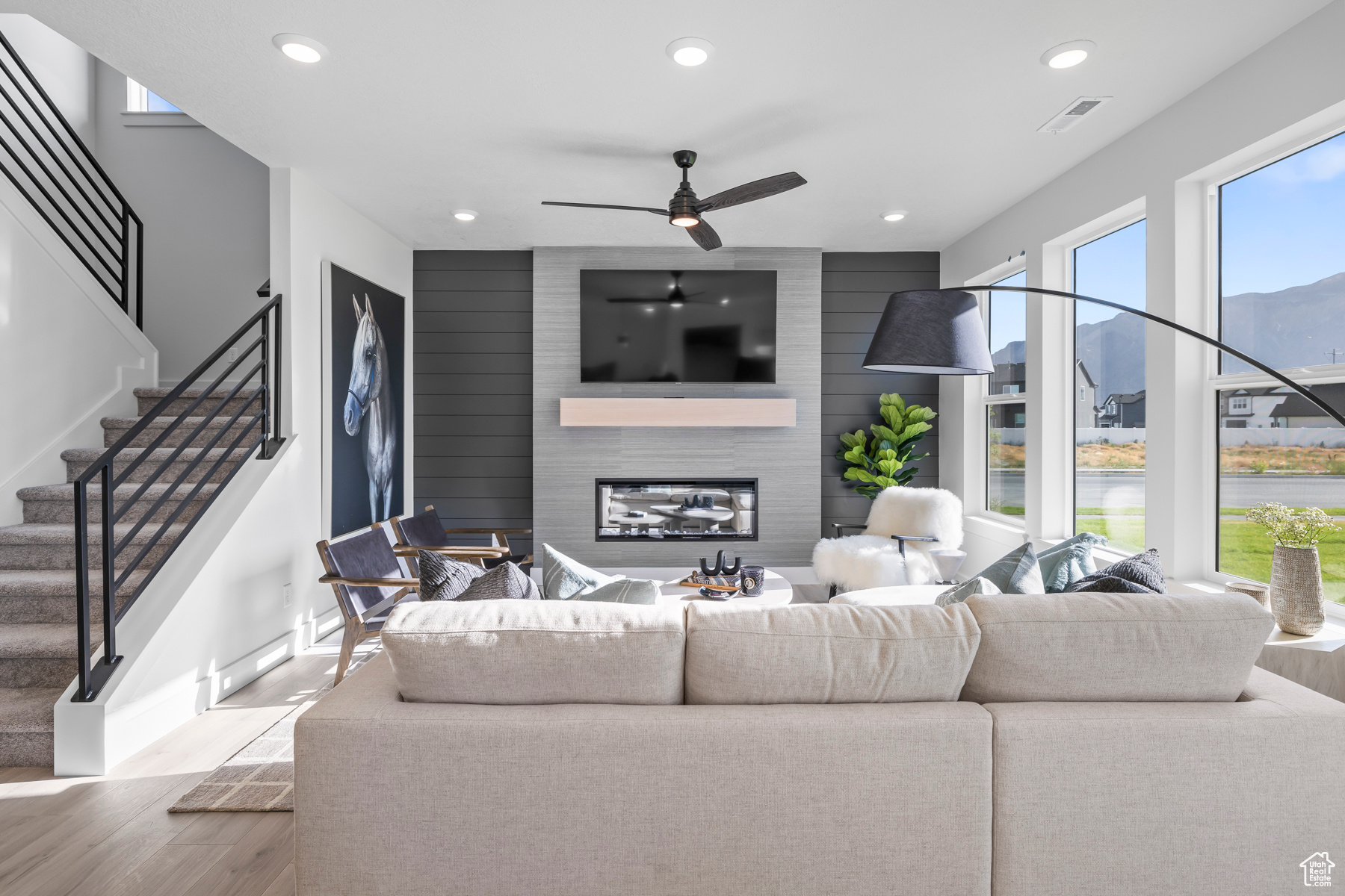 HART ESTATES - Residential