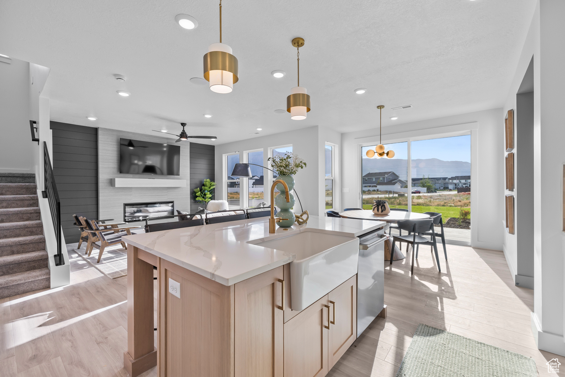 HART ESTATES - Residential