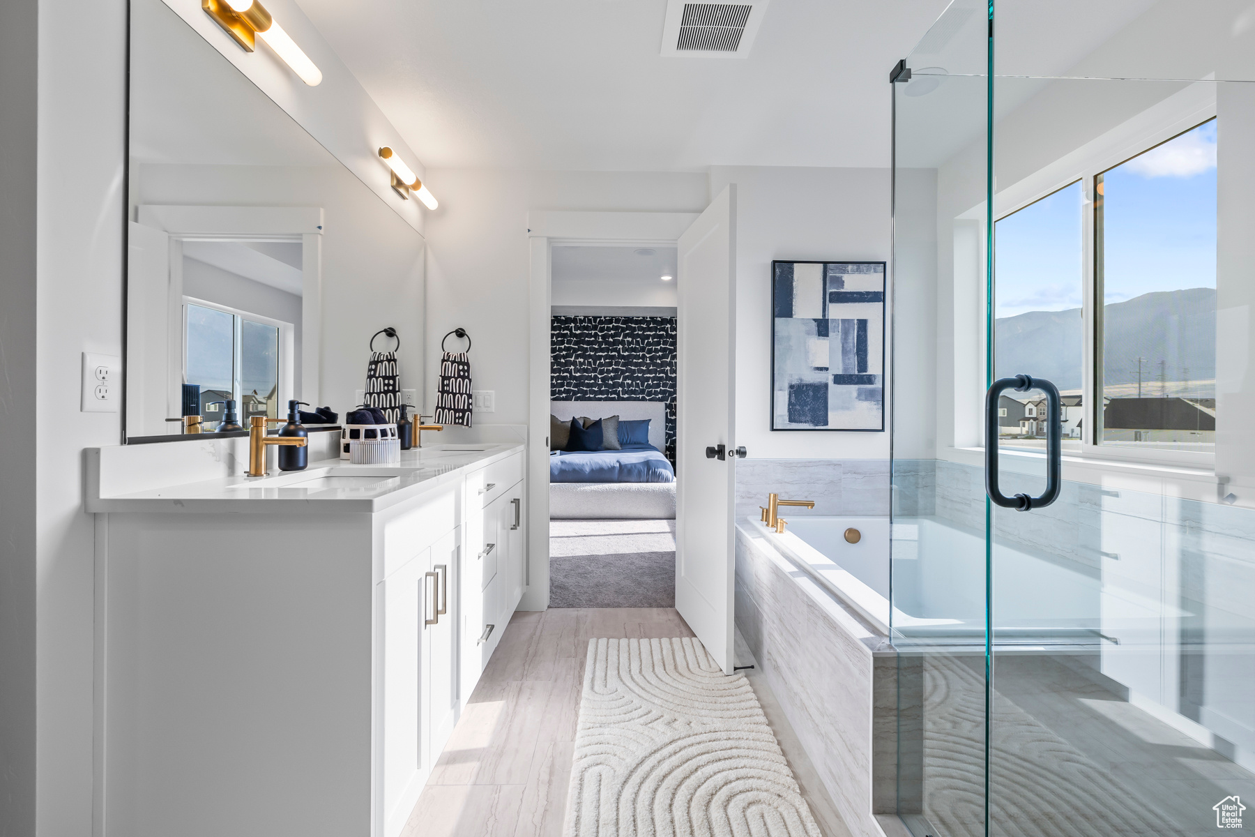 HART ESTATES - Residential
