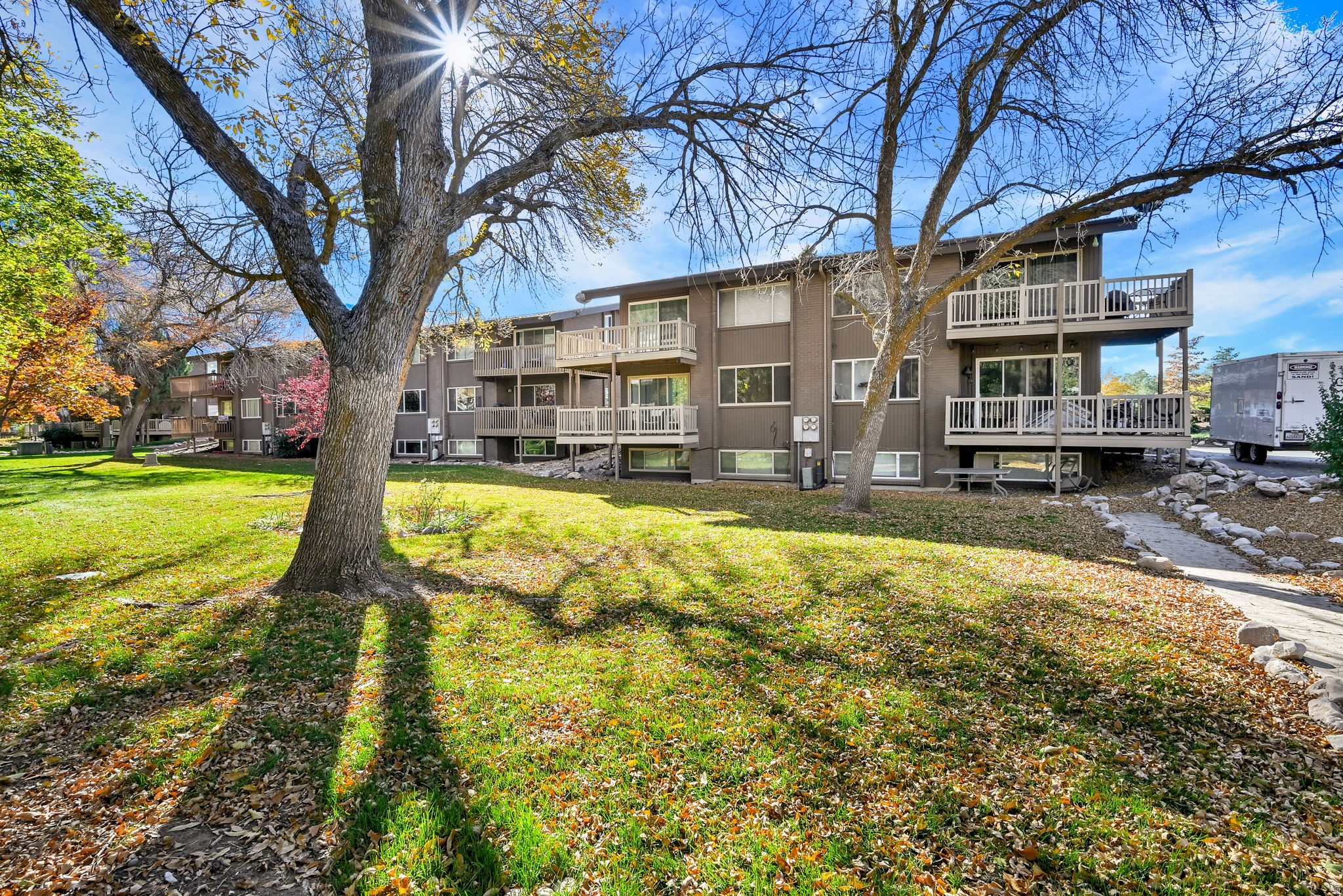 BRIARWOOD - Residential