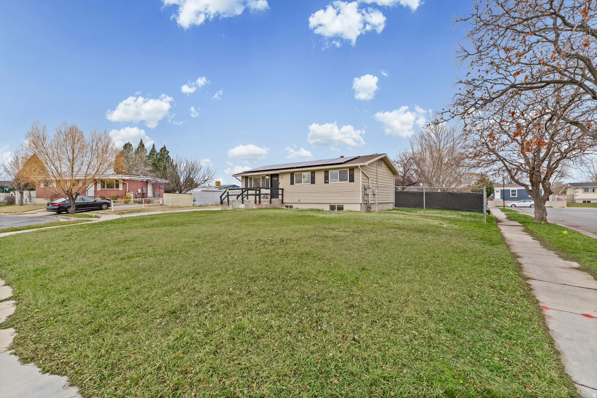 MEADOWS - Residential