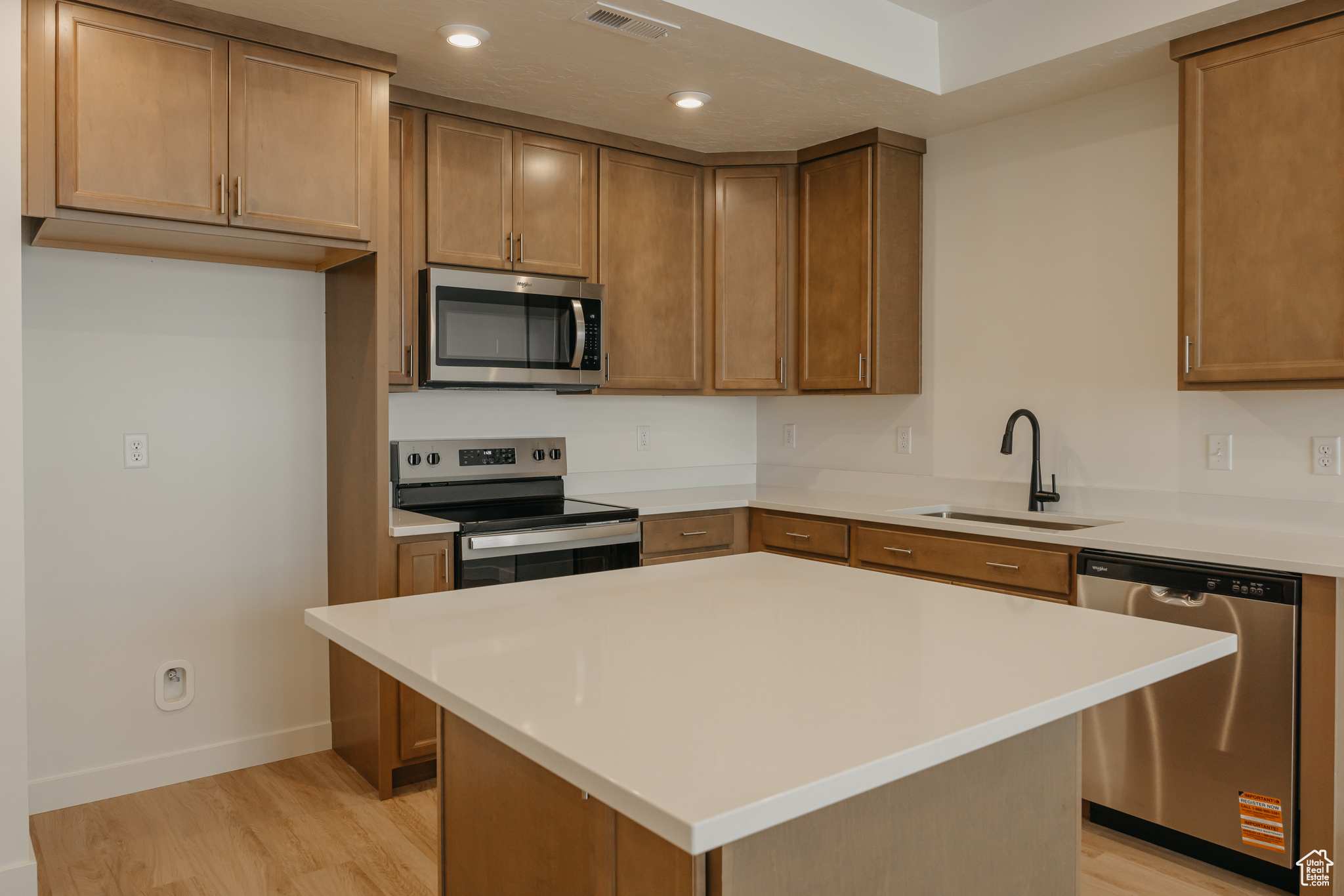 PROMINENCE POINT - Residential