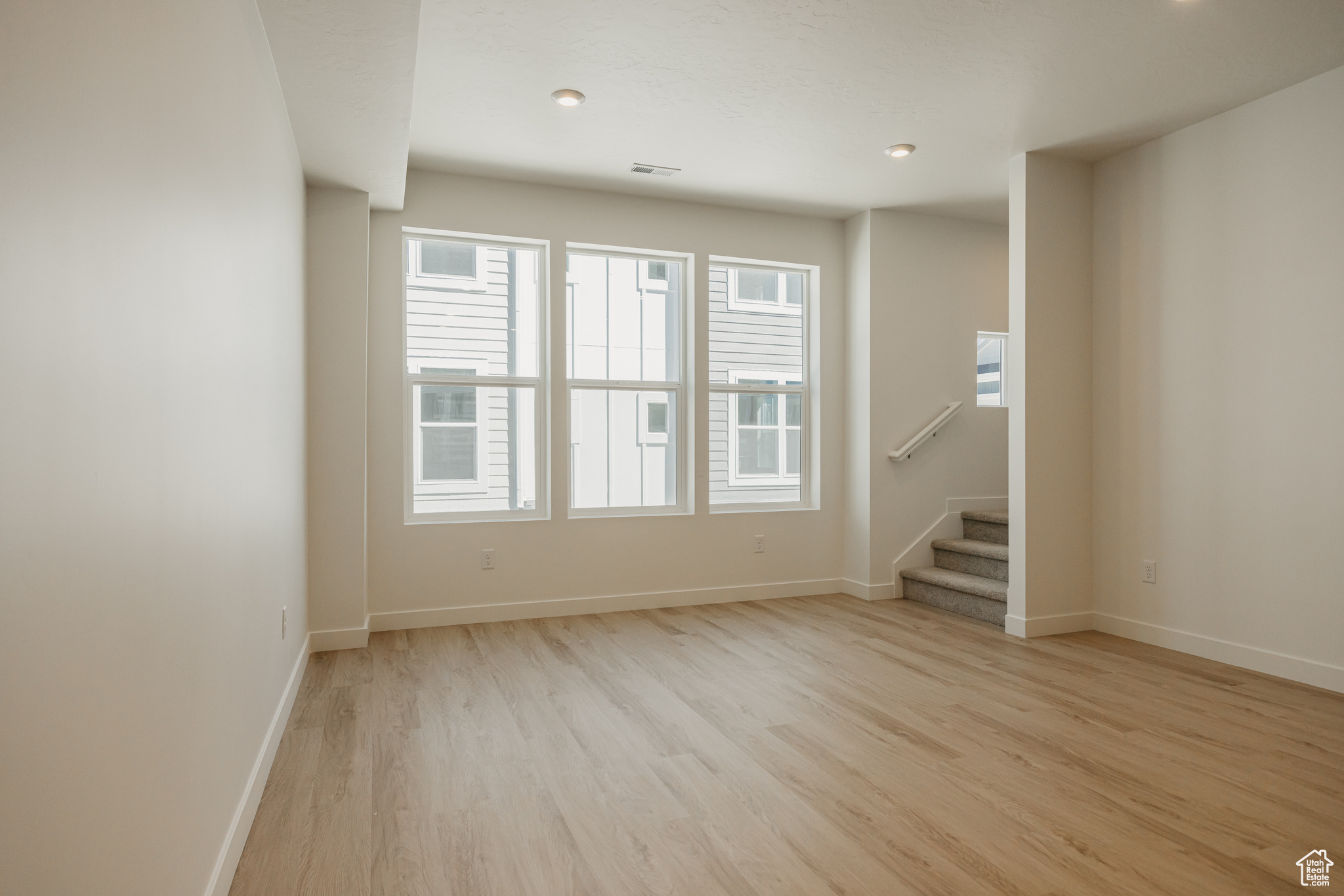 PROMINENCE POINT - Residential