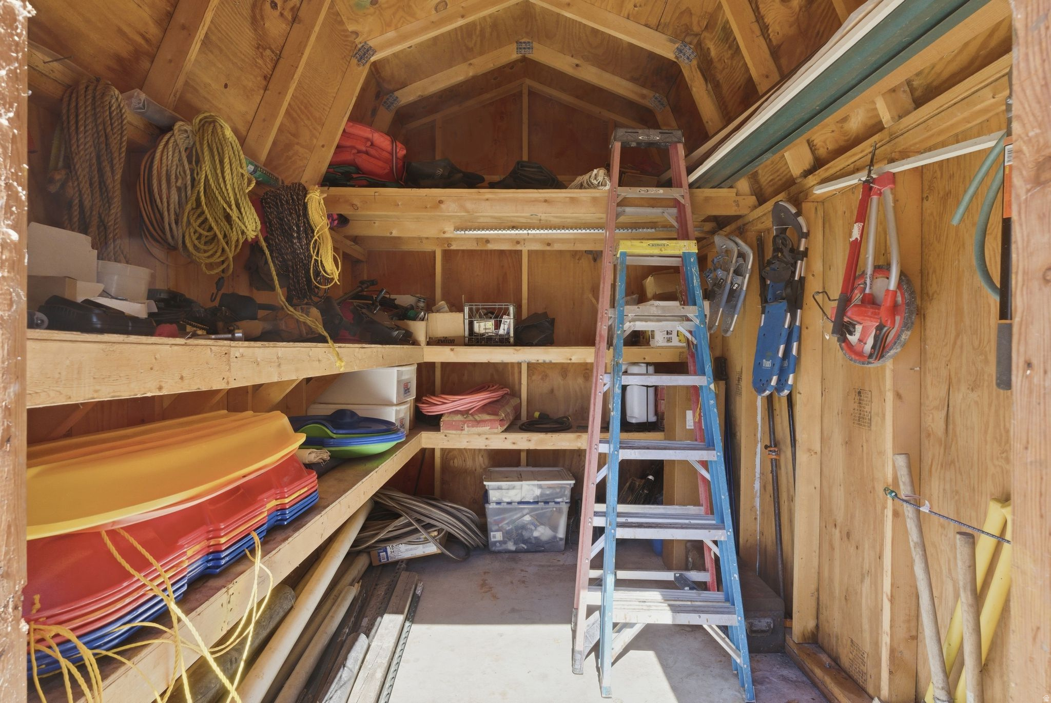 BEAVER SPRINGS RANCH - Residential