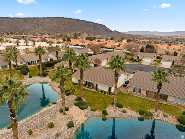 PARADISE COVE TOWNHOMES - Residential