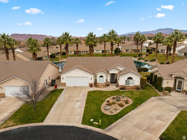 PARADISE COVE TOWNHOMES - Residential