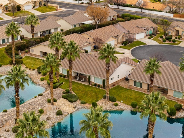 PARADISE COVE TOWNHOMES - Residential