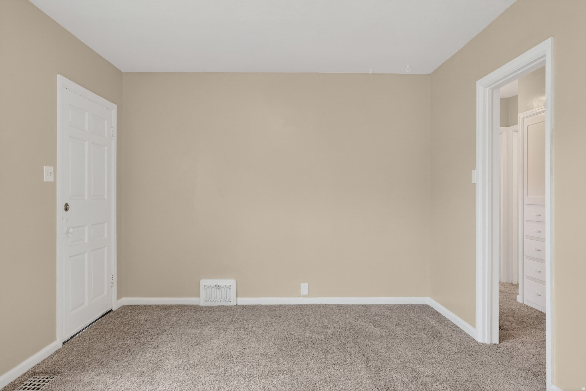 BEVERLY PLACE - Residential