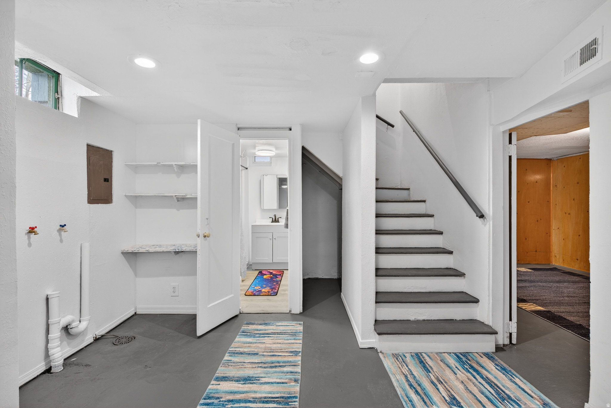 BEVERLY PLACE - Residential