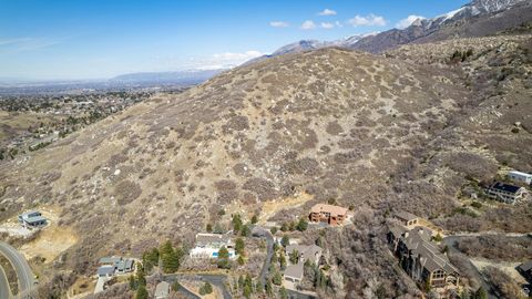 Tiny photo for 10480 S SEVEN SPRINGS CIR #23, Sandy, UT 84092 (MLS # 2074232)