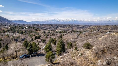 Tiny photo for 10480 S SEVEN SPRINGS CIR #23, Sandy, UT 84092 (MLS # 2074232)