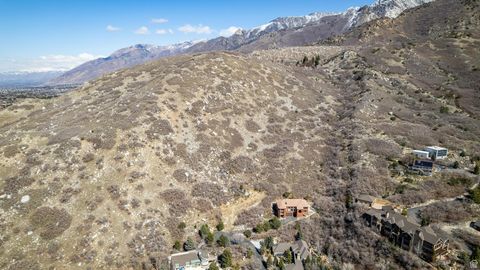Tiny photo for 10480 S SEVEN SPRINGS CIR #23, Sandy, UT 84092 (MLS # 2074232)