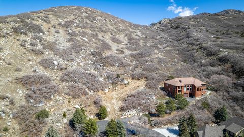 Tiny photo for 10480 S SEVEN SPRINGS CIR #23, Sandy, UT 84092 (MLS # 2074232)