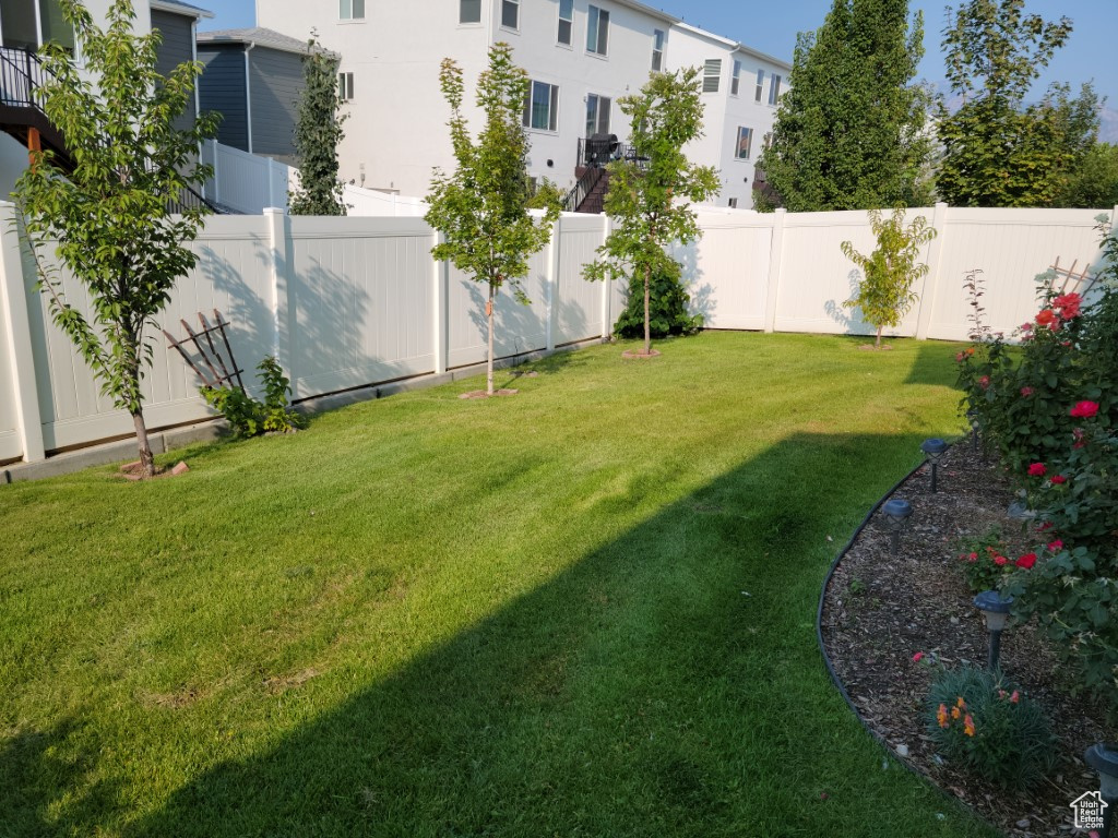 EAST RIVERWALK - Residential