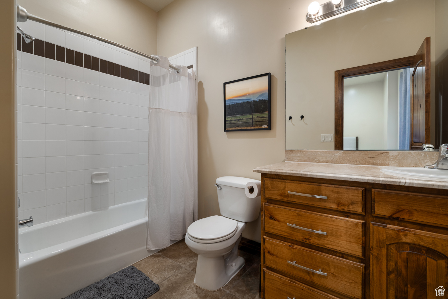 AIR VILLAGE HILLS SU - Residential