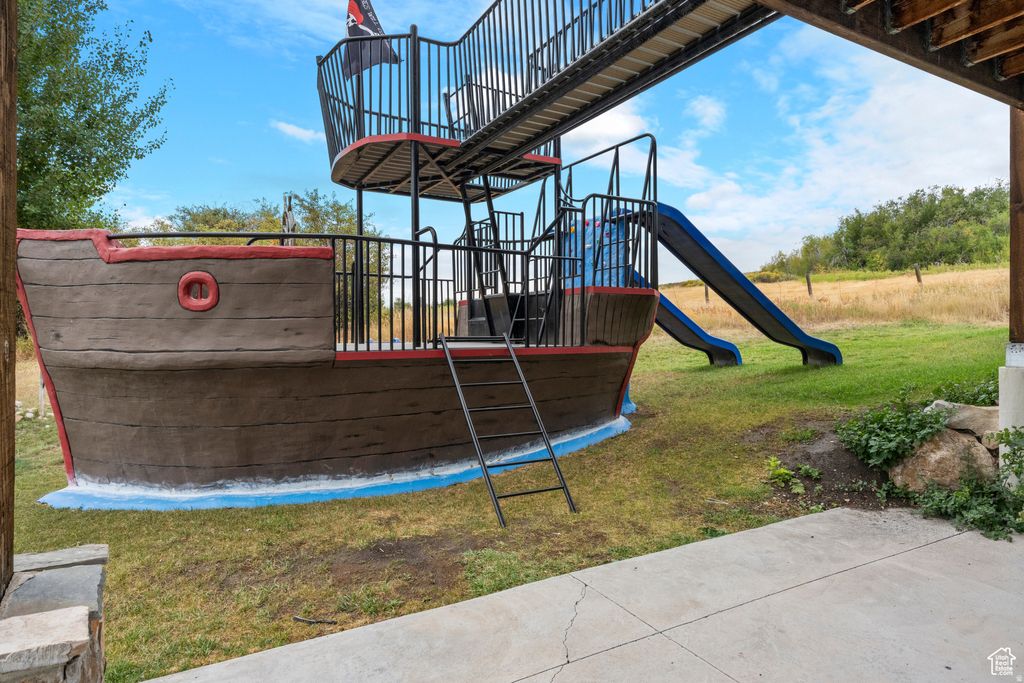 Photo of 191 CHALET CIR, Fish Haven, ID 83287 (MLS # 2143698)