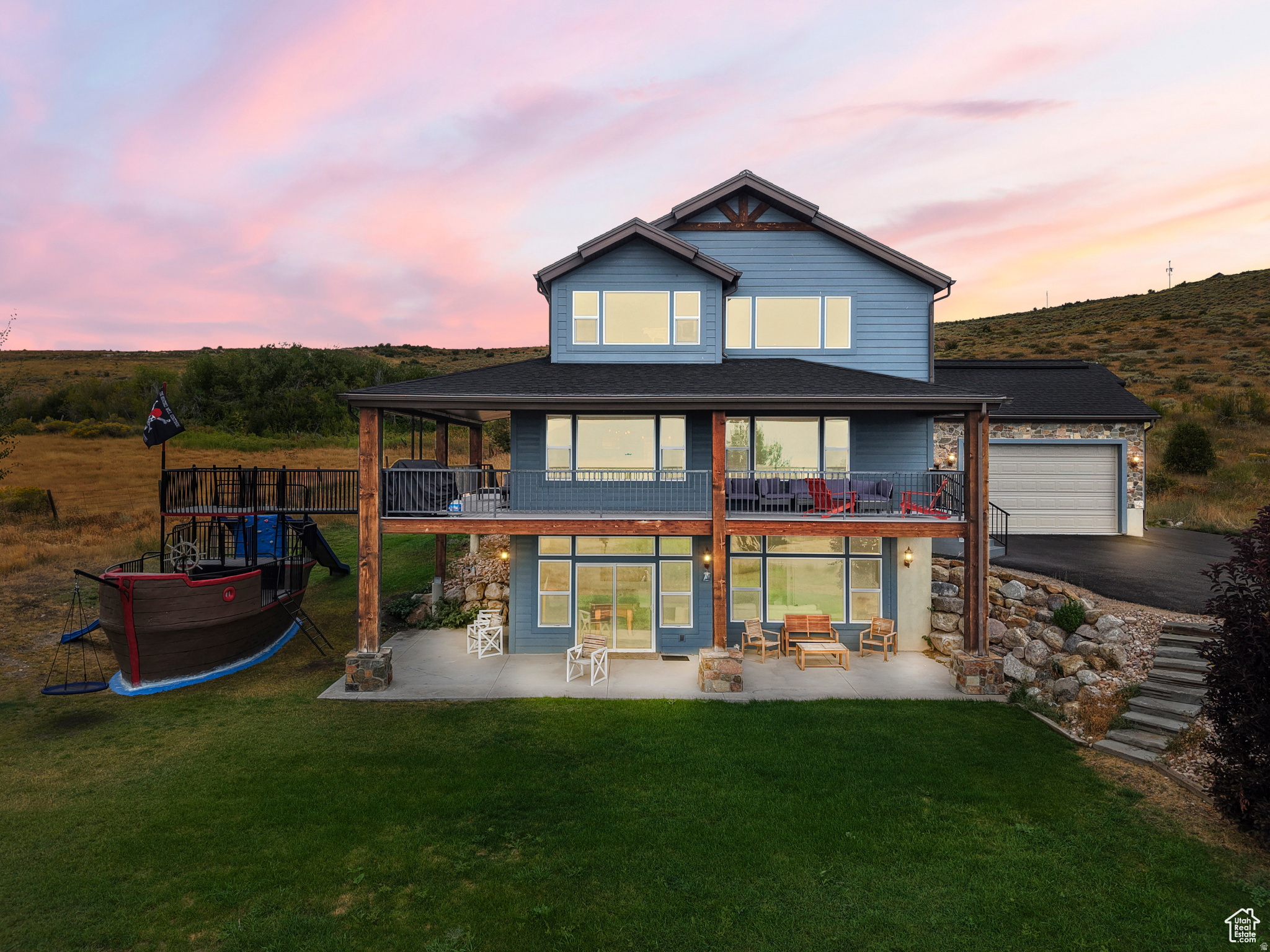 CHALET PH 1 - Residential