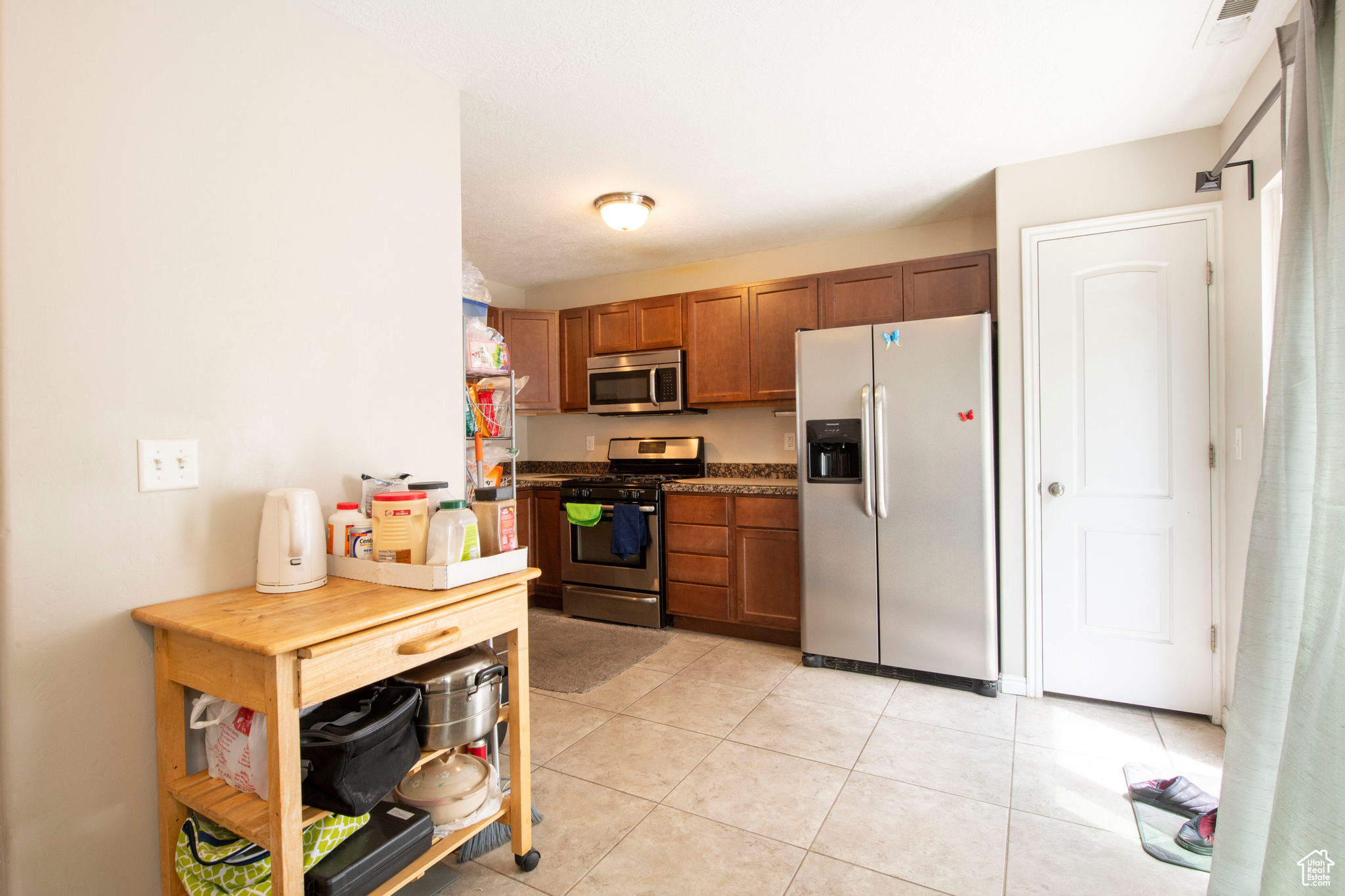 HUNTLY MANOR - - Residential