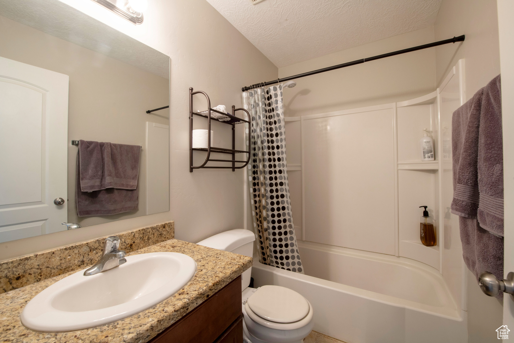 HUNTLY MANOR - - Residential