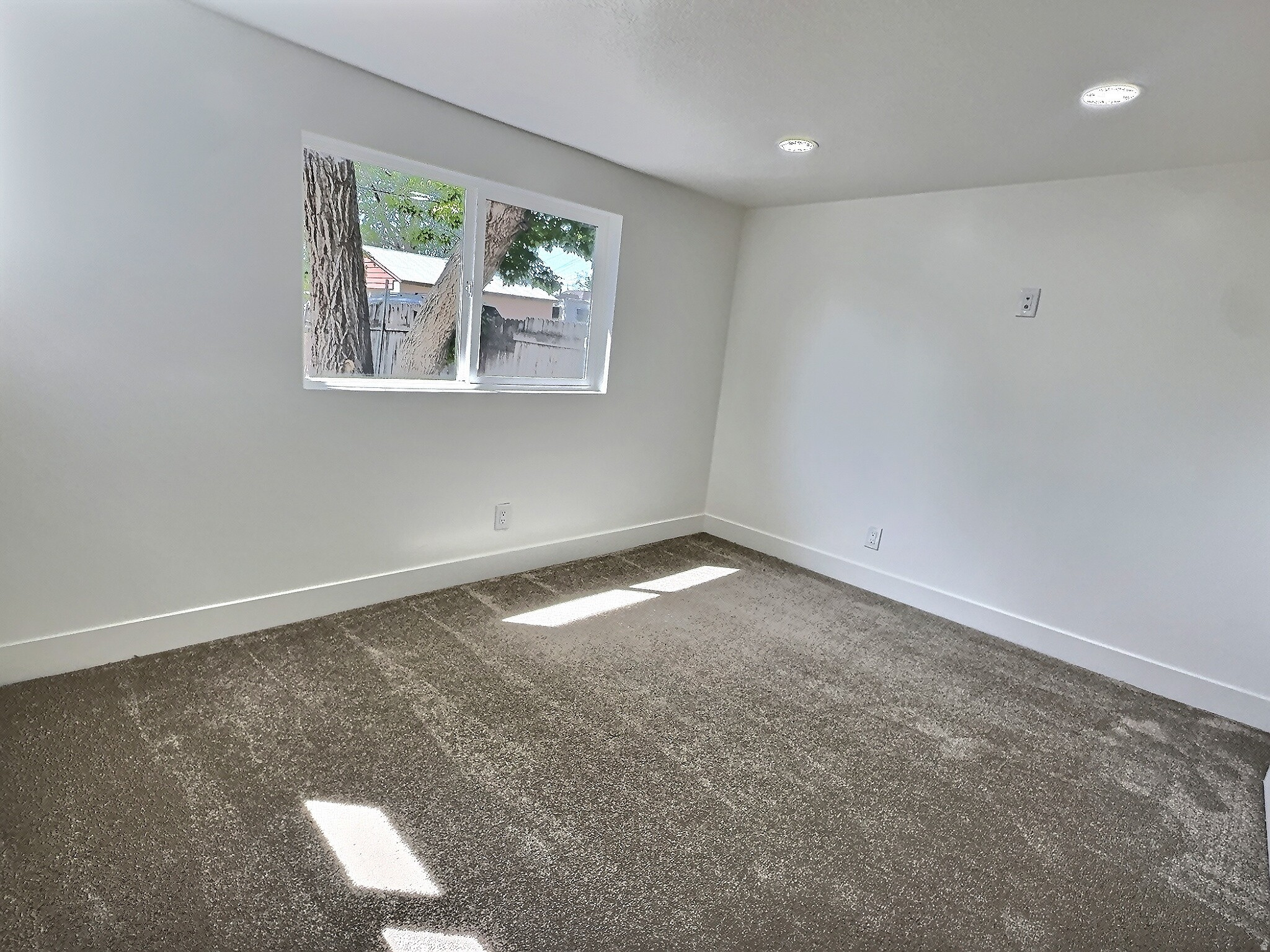 POPLAR PLACE - Residential
