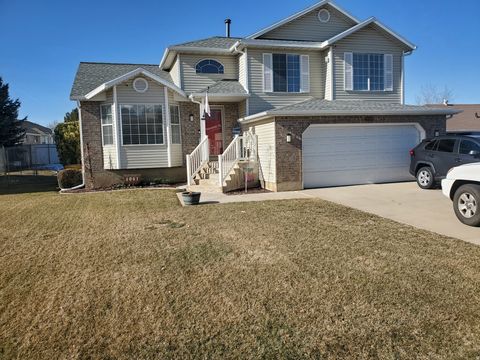 Tiny photo for 4061 S 2175 W, Roy, UT 84067 (MLS # 2133691)