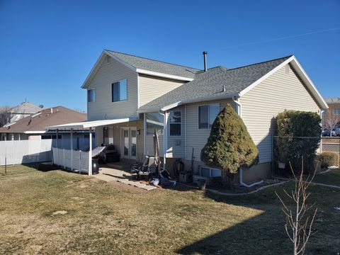 Tiny photo for 4061 S 2175 W, Roy, UT 84067 (MLS # 2133691)