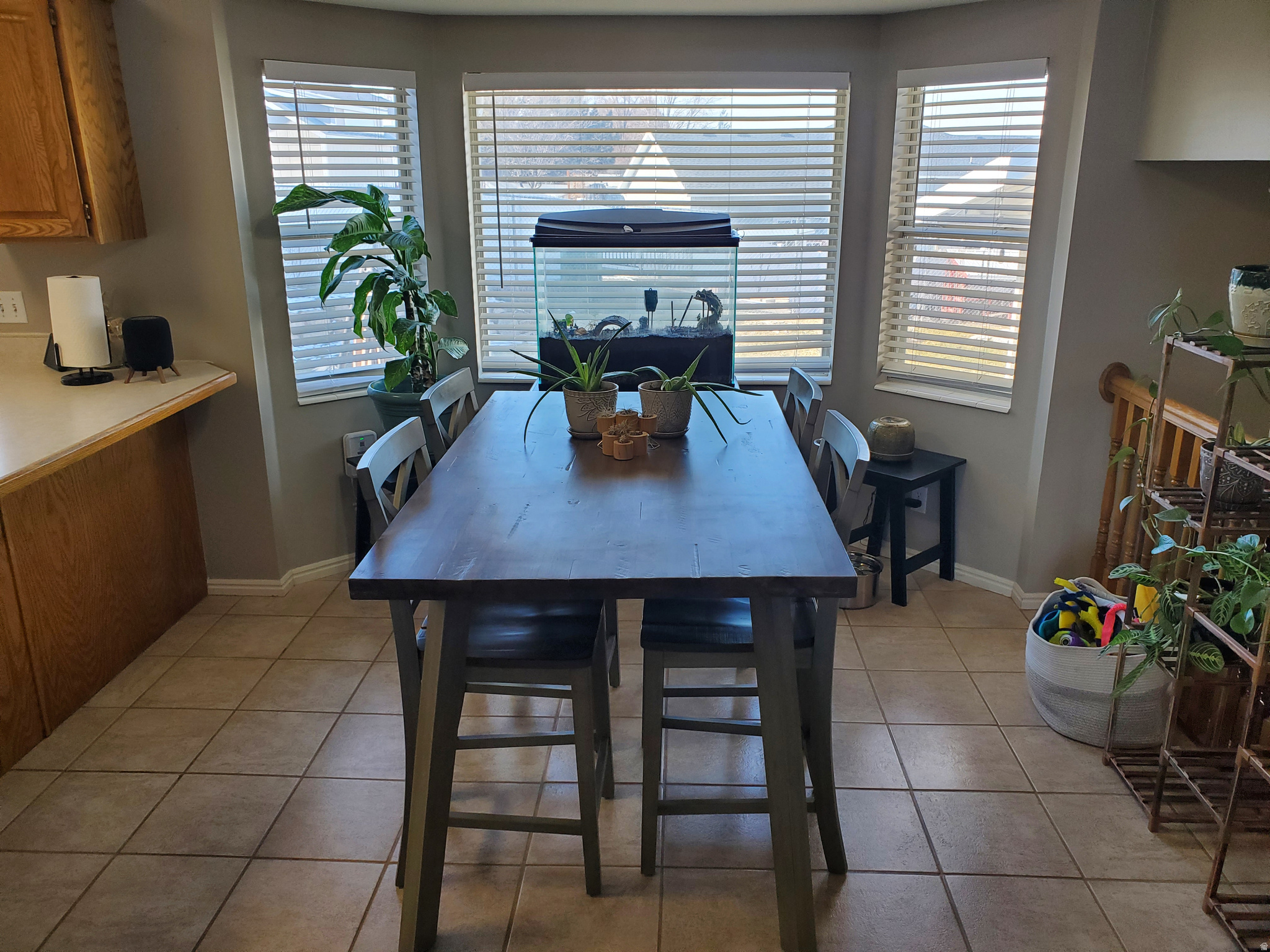 ROYAL VIEW - Residential