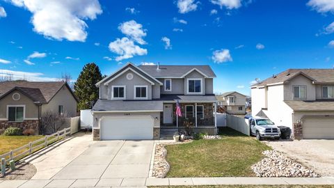 Tiny photo for 1509 N 2475 W, Clinton, UT 84015 (MLS # 2117547)