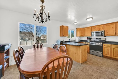 Tiny photo for 1509 N 2475 W, Clinton, UT 84015 (MLS # 2117547)