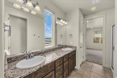 Tiny photo for 794 N VIA MODELO CIR, Washington, UT 84780 (MLS # 2152096)